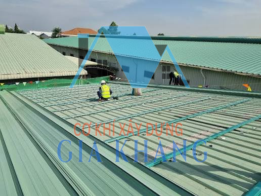 bảng giá thi công mái tôn